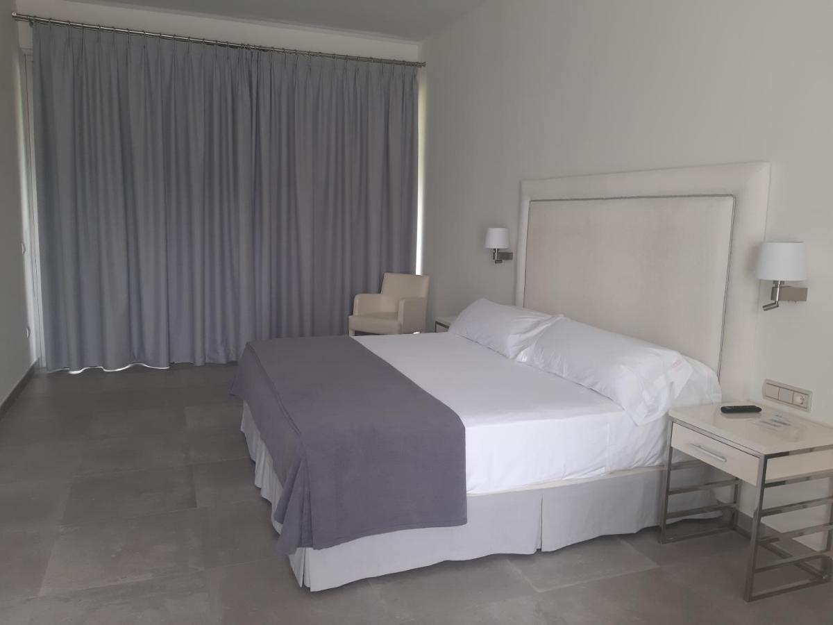 Hotel Atlantico Zahara de los Atunes Exteriör bild