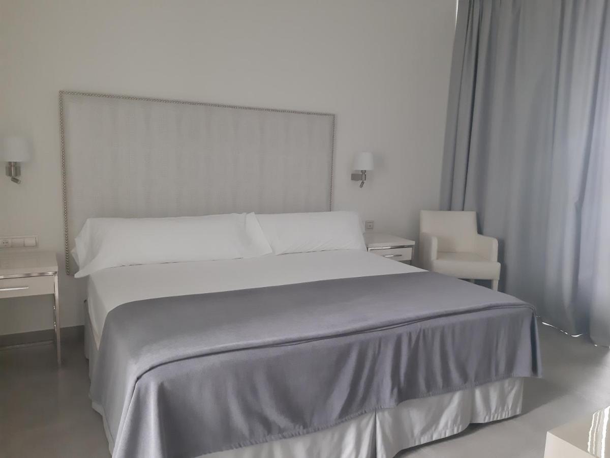 Hotel Atlantico Zahara de los Atunes Exteriör bild