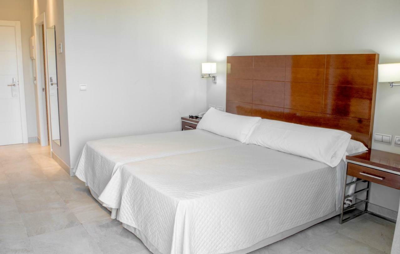 Hotel Atlantico Zahara de los Atunes Exteriör bild
