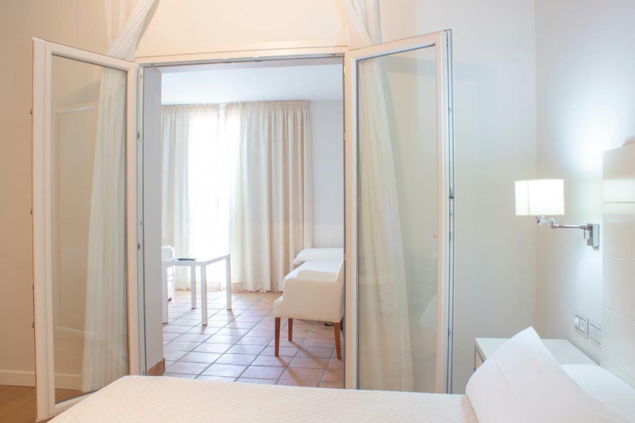 Hotel Atlantico Zahara de los Atunes Exteriör bild