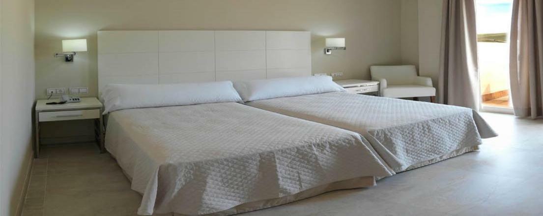 Hotel Atlantico Zahara de los Atunes Exteriör bild